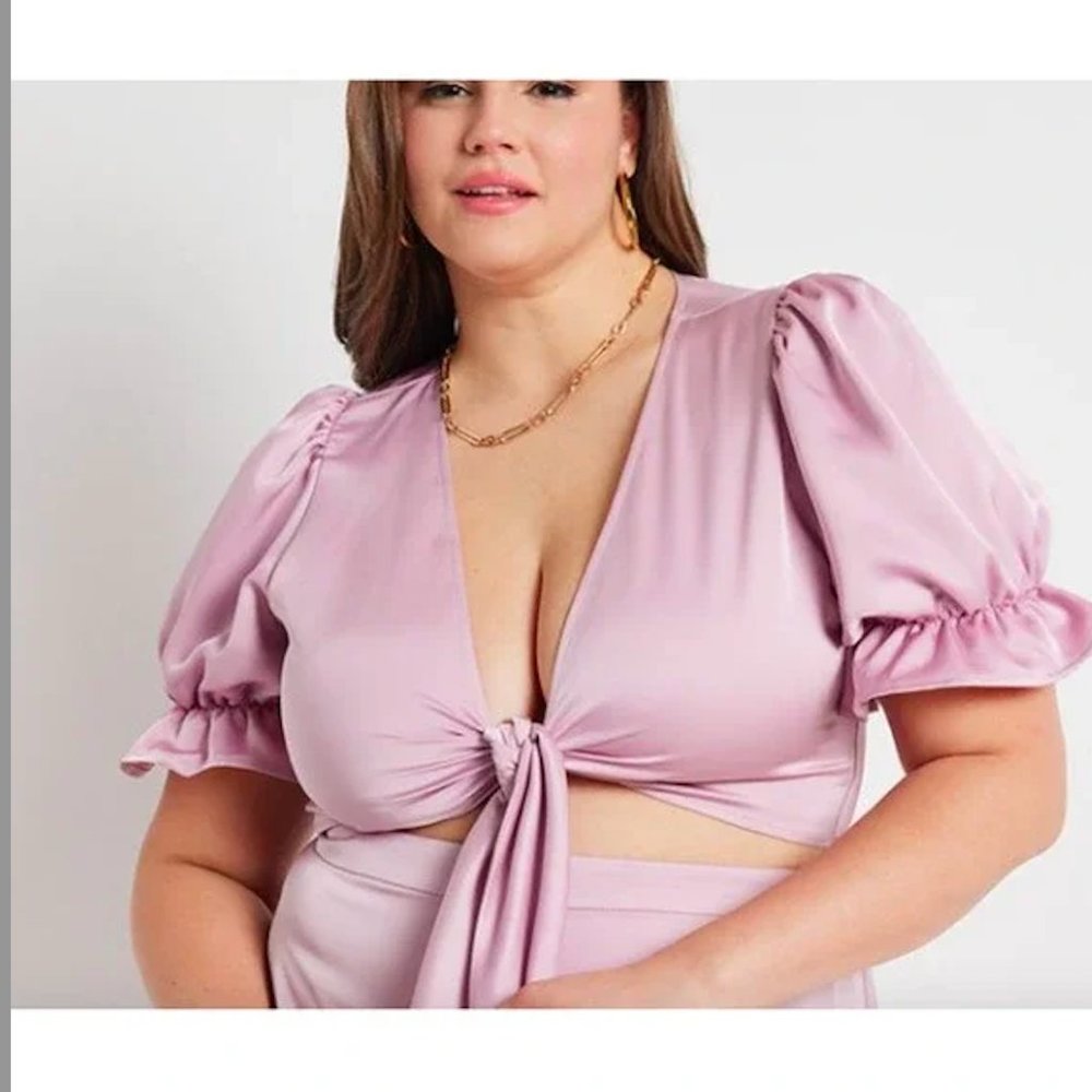 Elegant Pink Puff Sleeve Tie-Front Top